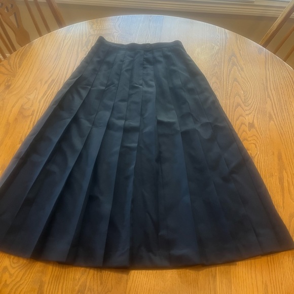 Vintage Wool Pleated Long Navy Midi Skirt Size 8 Lined •Measurements• - Picture 3 of 8